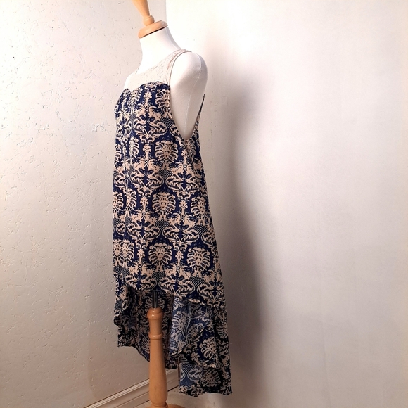 Umgee | Cream & navy blue patterned short front long back dress - Picture 7 of 14